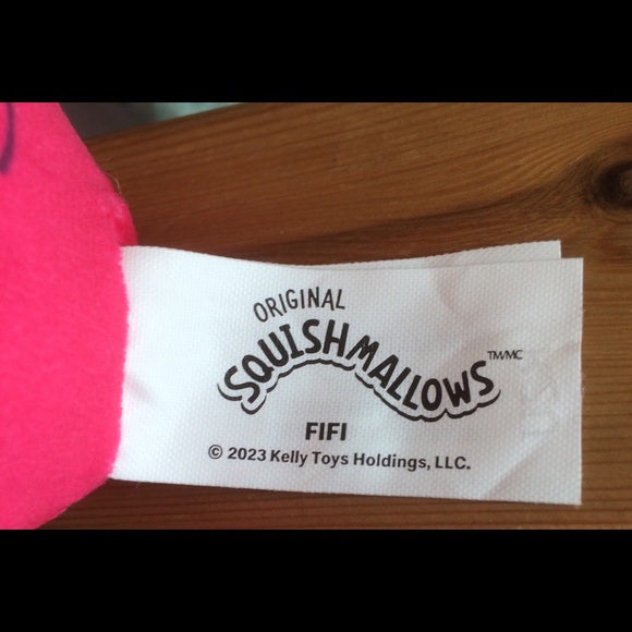 McD Squishmallows: FiFi and Windston - Picture 7 of 14